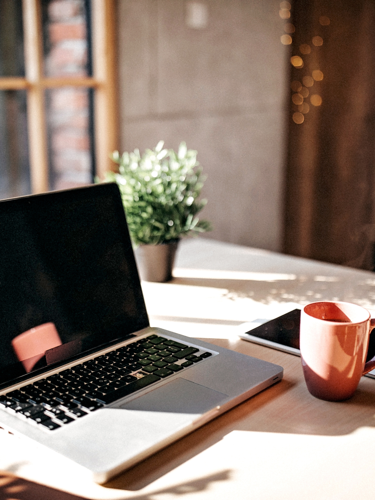 Laptop on desk representing financial clarity with Steele Strategic Bookkeeping